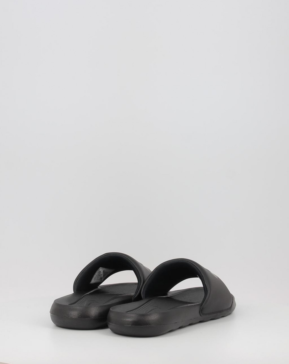 VICTORI ONE CN9675 003