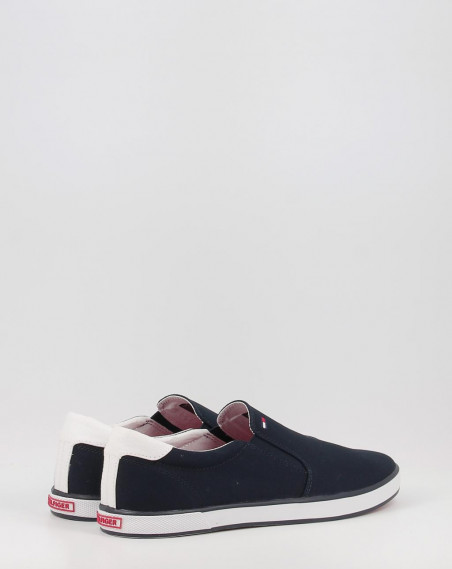 ICONIC SLIP ON SNEAKER