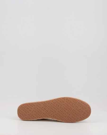 EMBROIDERED FLAT ESPADRILLE