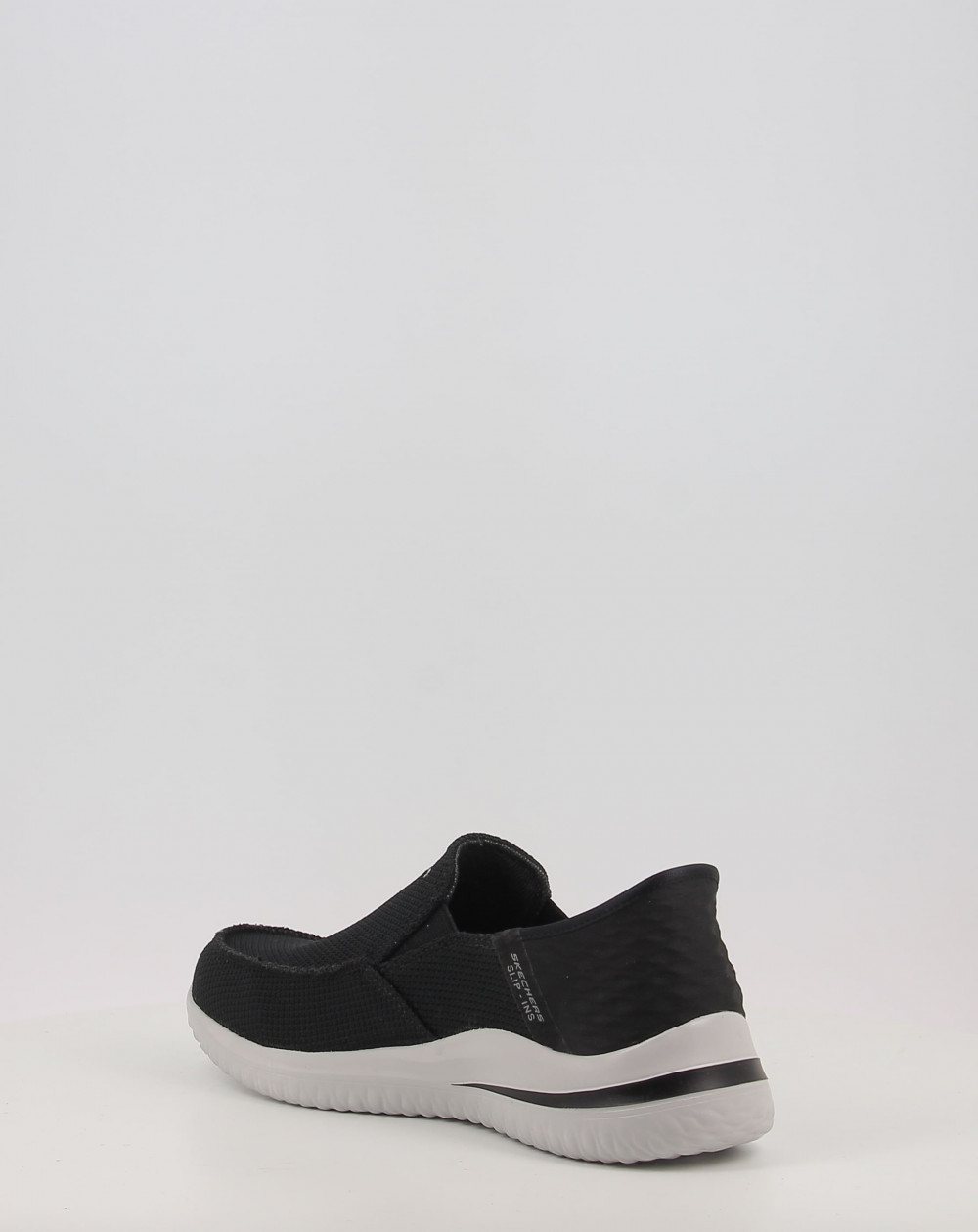 DELSON 30 CABRINO 210604