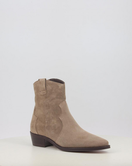CECILE 2548