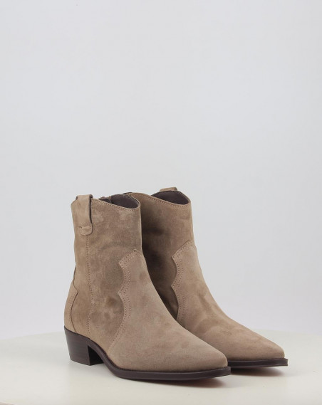 CECILE 2548