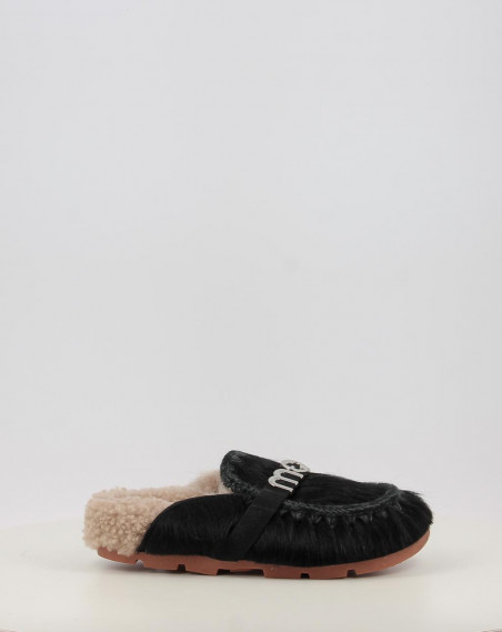 WINTER BIO LG LONG HAIR PONYLOGO