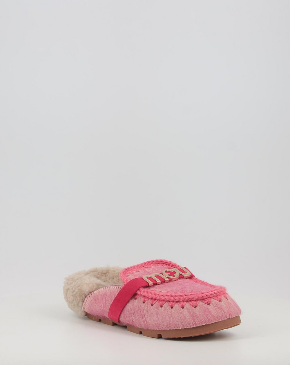 WINTER BIO LG LONG HAIR PONYLOGO