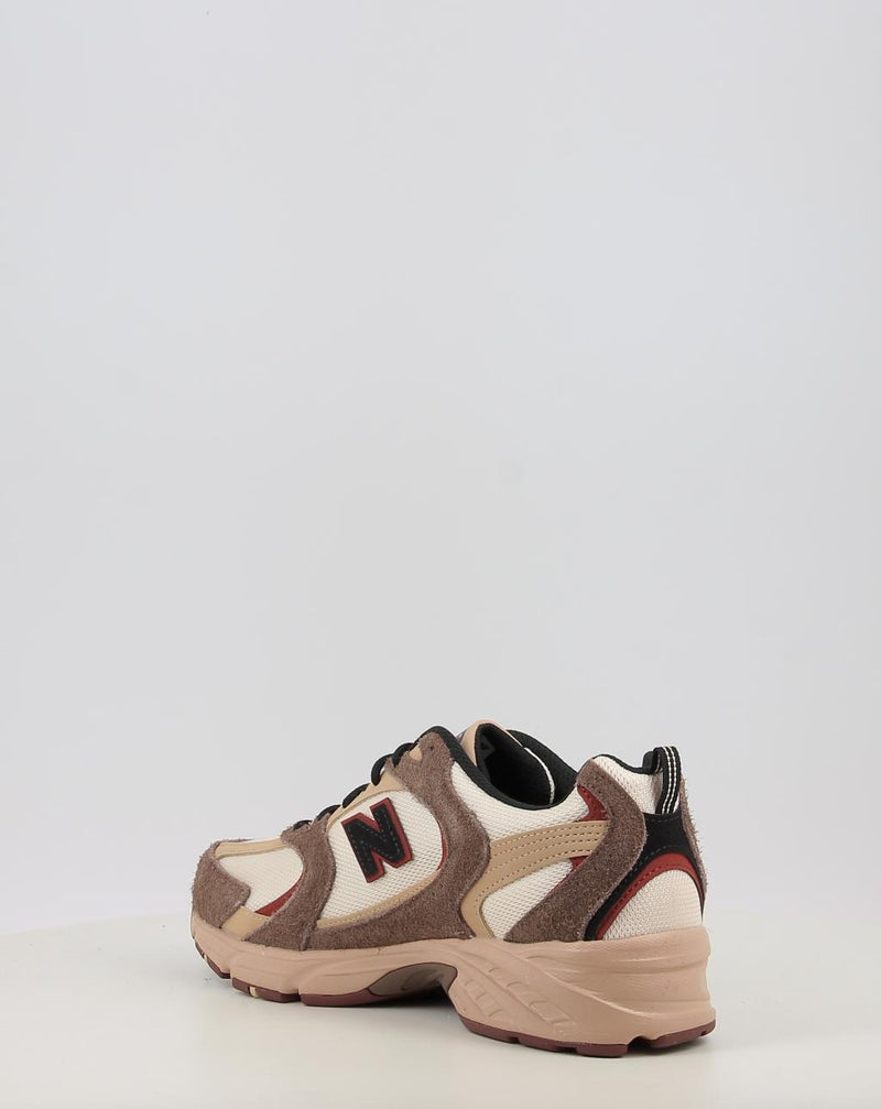 Sneakers NEW BALANCE MR530SNC marrone