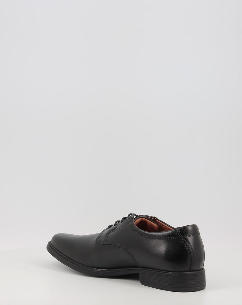 Scarpe CLARKS TILDEN PLAIN nero