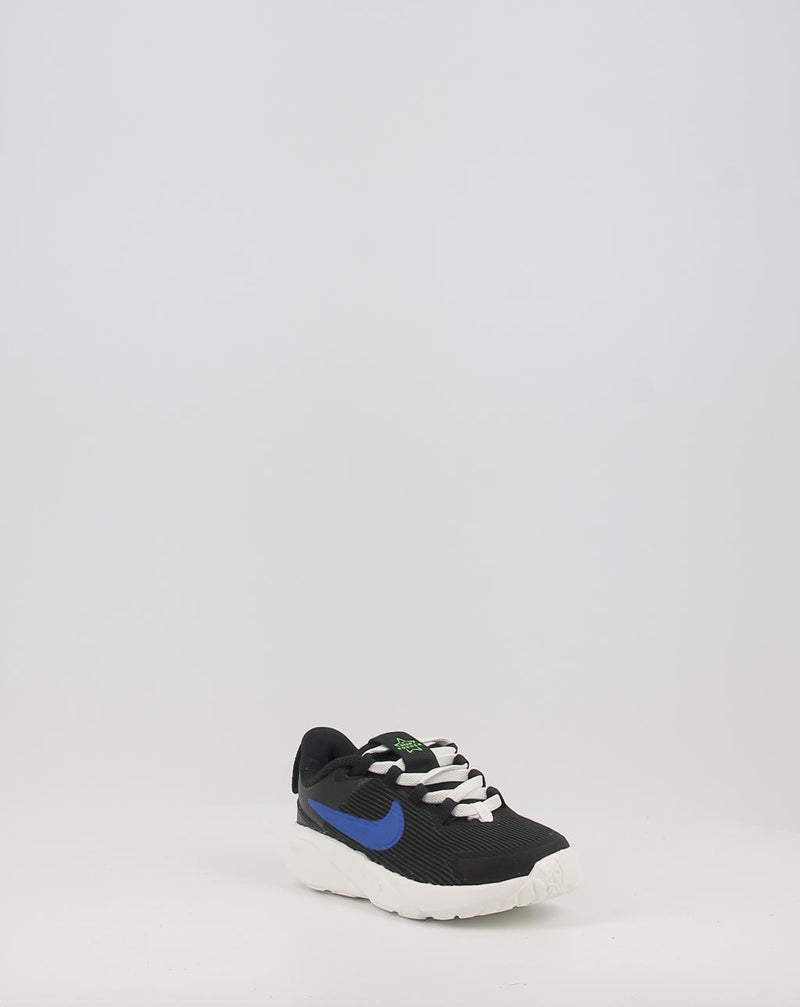 Sneaker NIKE STAR RUNNER 4 nero