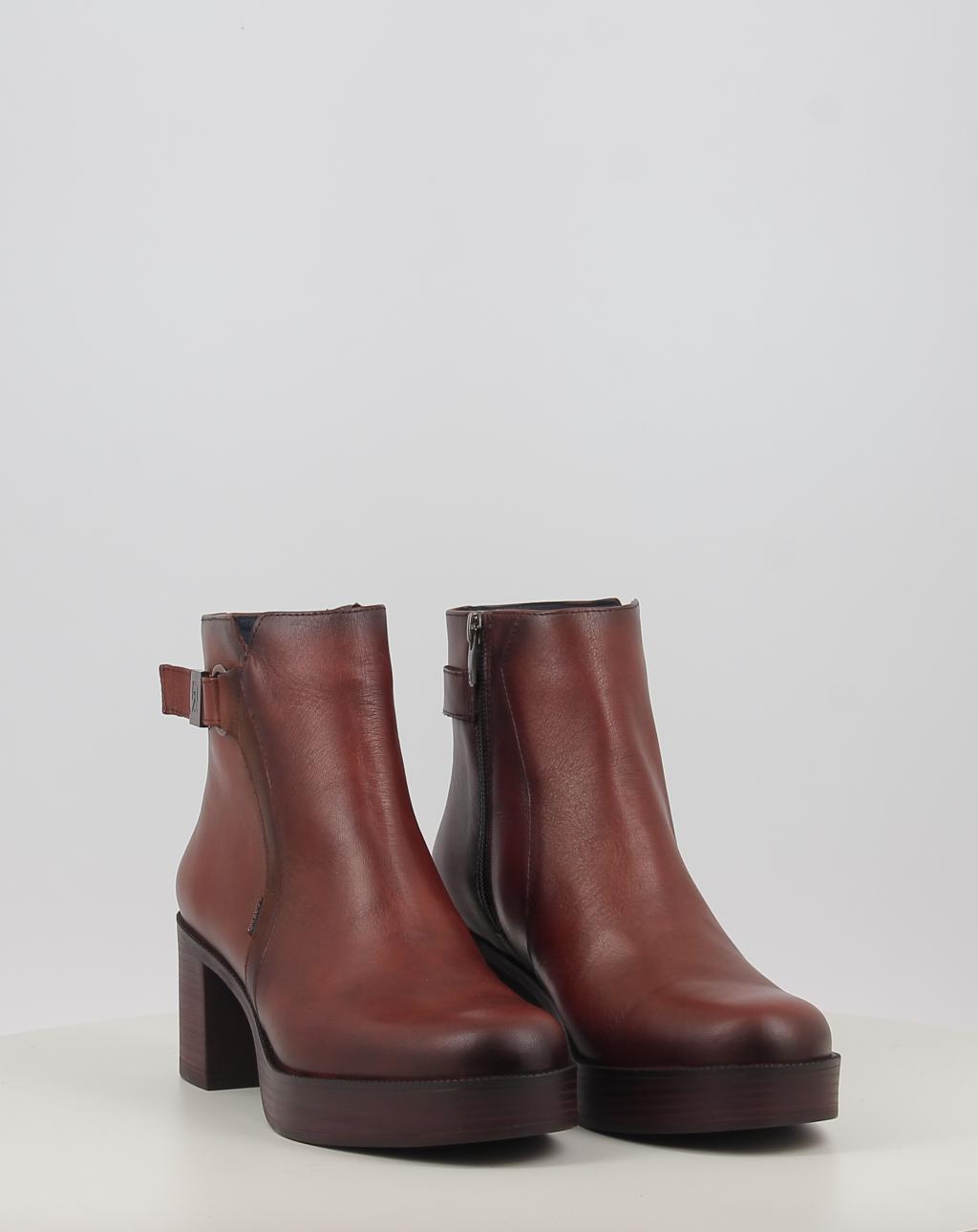 D9589 BOWY